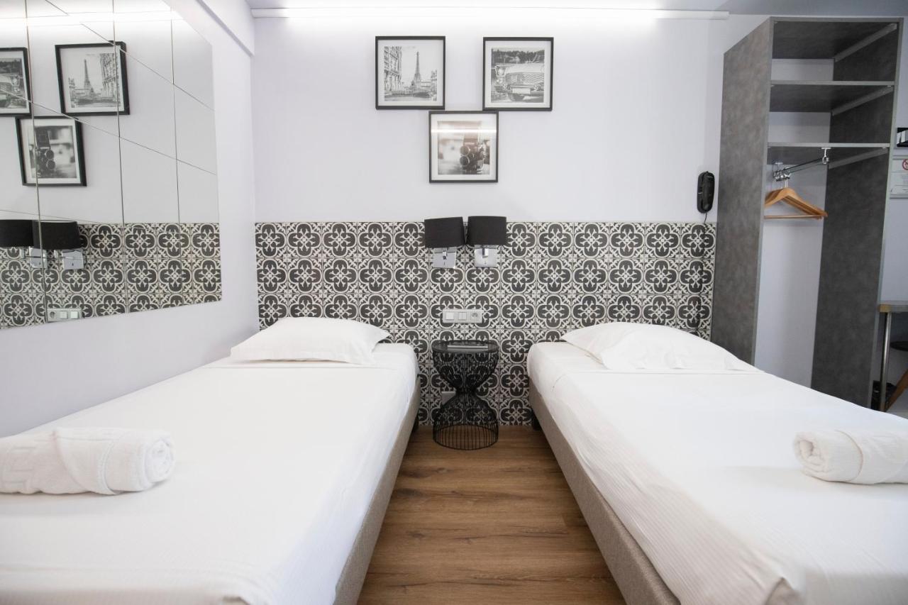 Wink Hotel Juvisy ภายนอก รูปภาพ