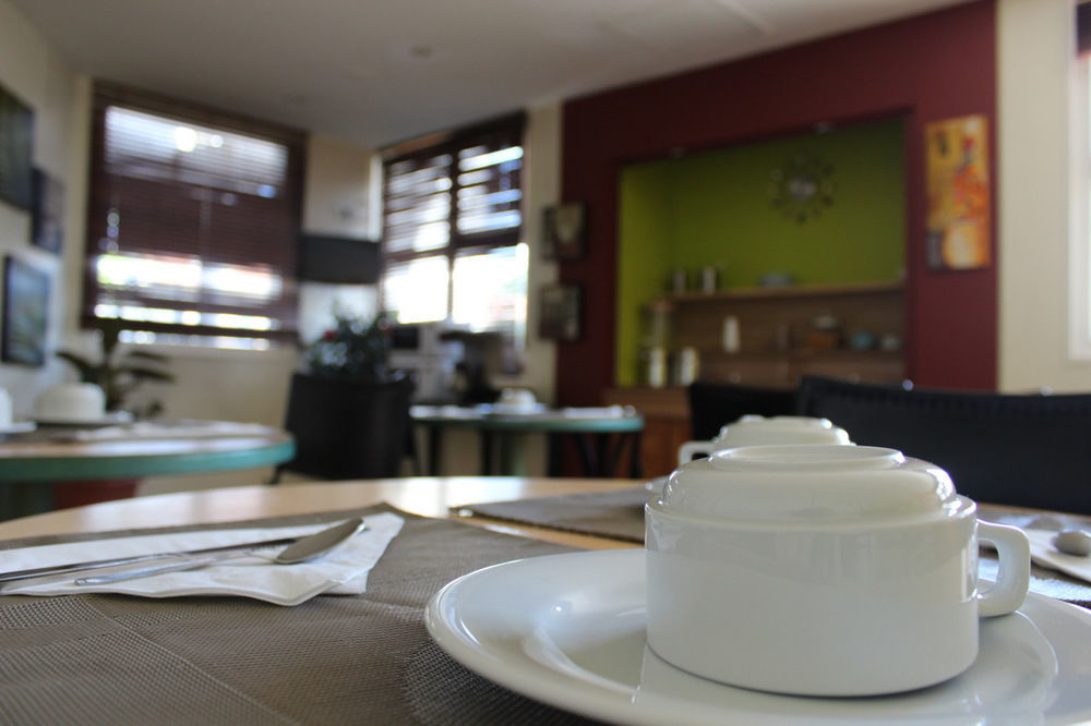 Wink Hotel Juvisy ภายนอก รูปภาพ